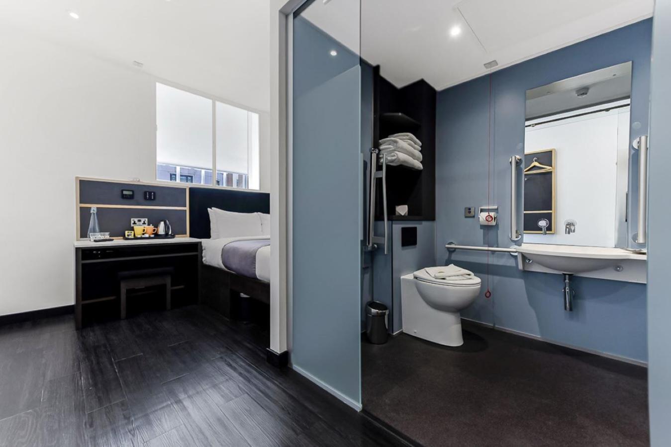 The Z Hotel Strand Londra Dış mekan fotoğraf