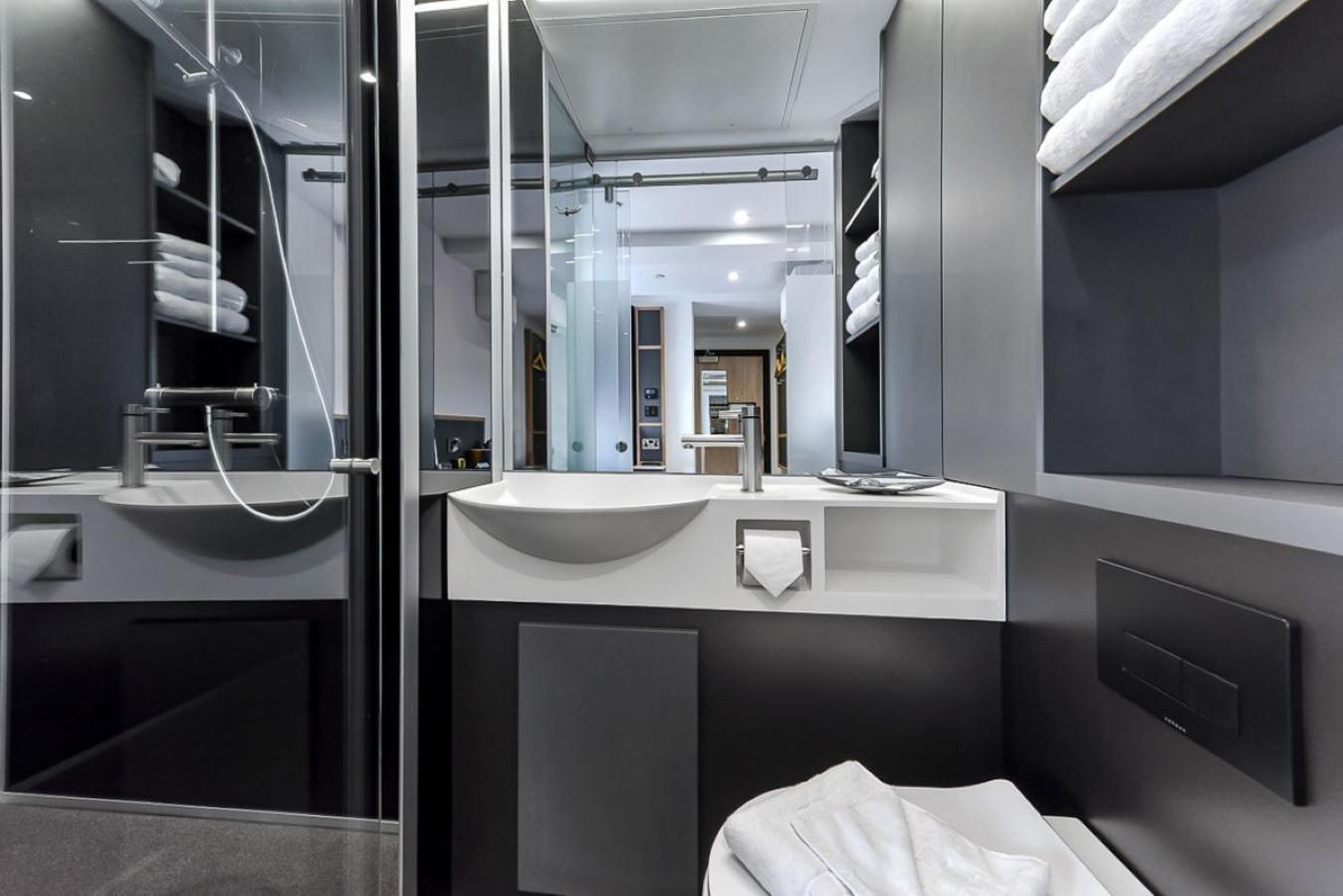 The Z Hotel Strand Londra Dış mekan fotoğraf